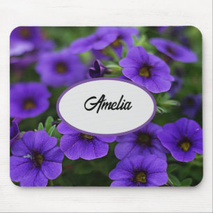 Lila Petunia-Blume mit Namen Mousepad
