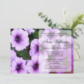 Lila Petunia Bridal Dusche Einladungen (Stehend Vorderseite)