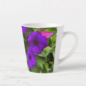 Lila Petunia - Latte Tasse (Rechts)