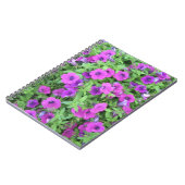 Lila-Petunias-Notebook Notizblock (Linke Seite)