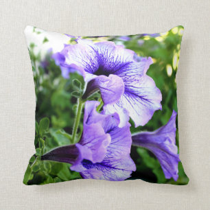 Lila Petunie3 throw-Kissen Kissen