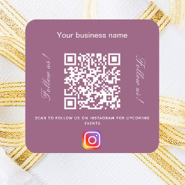 Lila Pflaumengeschäftsname qr Codeinstagramm Quadratischer Aufkleber