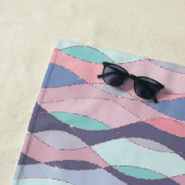 Lila Pink Aqua Wavy Personalisierter Name Strandtuch (Beispiel)
