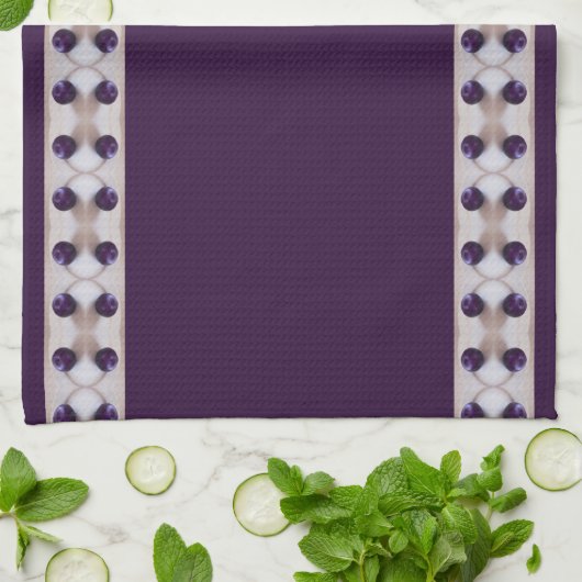 Lila Plakate Handtuch (Gefaltet)