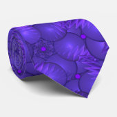 Lila Planeten, Muster des modernen Fraktals Krawatte (Gerollt)