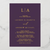 Lila Plum Gold Foil Monogramm Minimalistische Hoch Folieneinladung (Vorderseite)