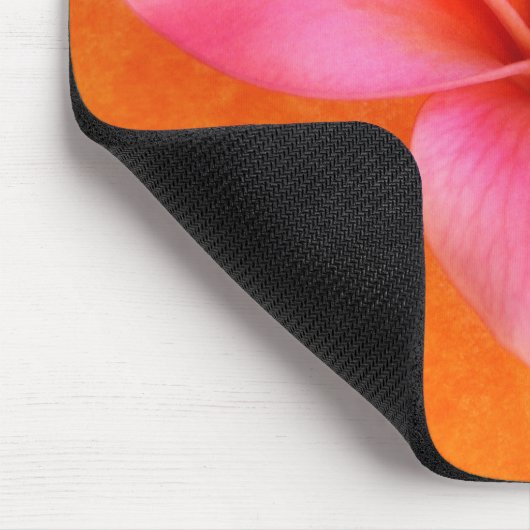 Lila Plumeria Tropical Frangipani Blume Orange Mousepad (Ecke)