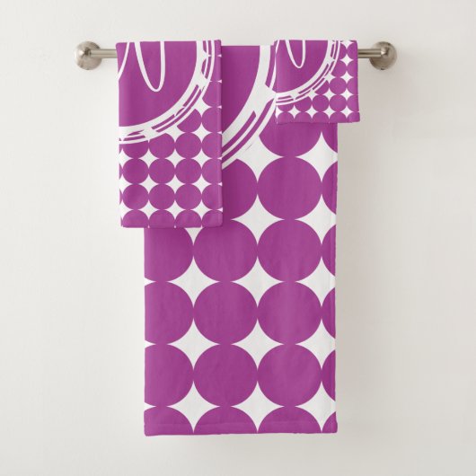 Lila Polka Dot Monogramm Badhandtuch Set (Insitu)