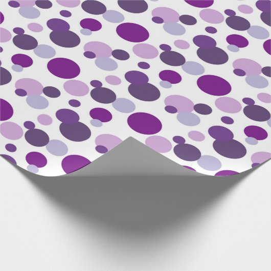 Lila Polka-Dot-Party-Verpackung Geschenkpapier (Ecke)