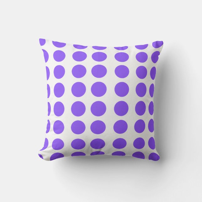 Lila Polka Dots Design Throw Kissen (Vorderseite)