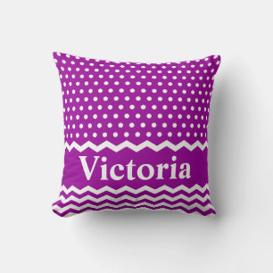Lila Polka Dots und Chevrons Kissen