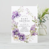 Lila Poppy & Lilac Floral Baby Dusche Einladung (Stehend Vorderseite)