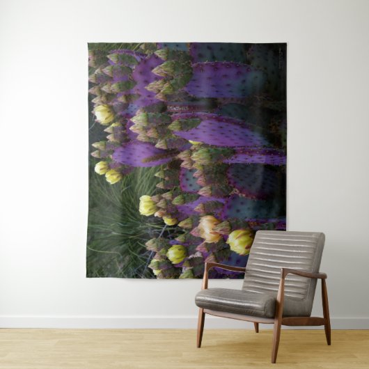 Lila Prickly Birne Opuntia Kaktus Gelbe Blüten Wandteppich (Beispiel)