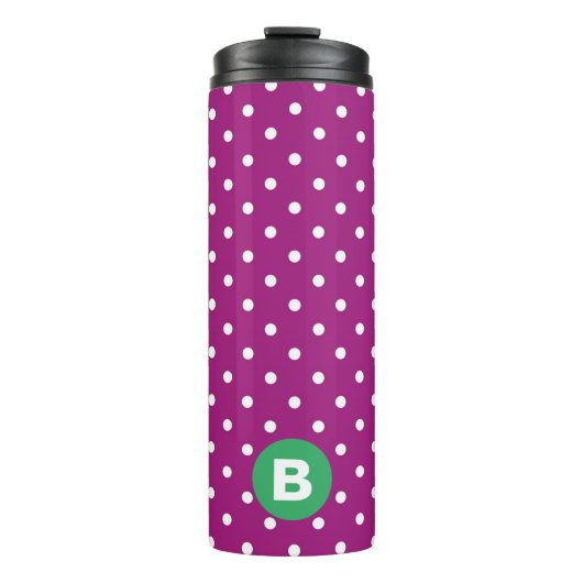 Lila Punkte-Muster Grünes Monogramm Thermosbecher (Vorderseite)