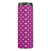 Lila Punkte-Muster Grünes Monogramm Thermosbecher (Rückseite)