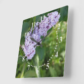 Lila Quadratische Wanduhr (Winkel)