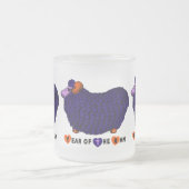 Lila Ram Chinesisches Jahr Zodiac Mattiertes Glas Mattglastasse (Mittel)