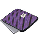 Lila Rattan auf benutzerdefiniertem Schwarz mit Mo Laptopschutzhülle (Vorne Knopf)