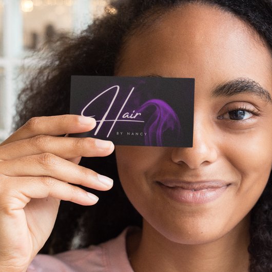 Lila Rauchsaal Neon Hair Visitenkarte