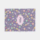 Lila Raummuster und Name des Mädchens Fleecedecke (Vorderseite (Horizontal))
