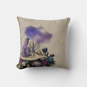 Lila Raupe Alice im Wunderland Decoupage Kissen