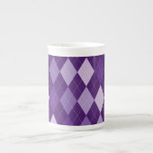 Lila Raute Porzellantasse (Vorderseite)