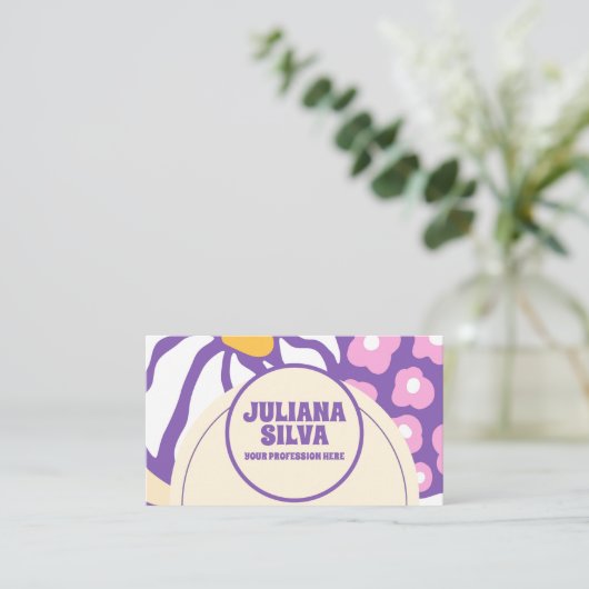 Lila Retro-Blüte mit QR-Visitenkarte Visitenkarte (Stehend Vorderseite)