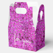 Lila Retro-Design Geschenkschachtel (Geöffnet)