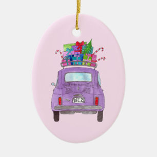 Lila Retro Fiat 500 mit Weihnachtsgeschenken Keramik Ornament