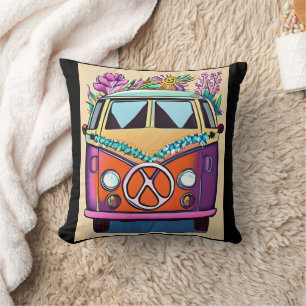Lila Retro-Hippie-Van mit Vintage-Farben Kunst Kissen