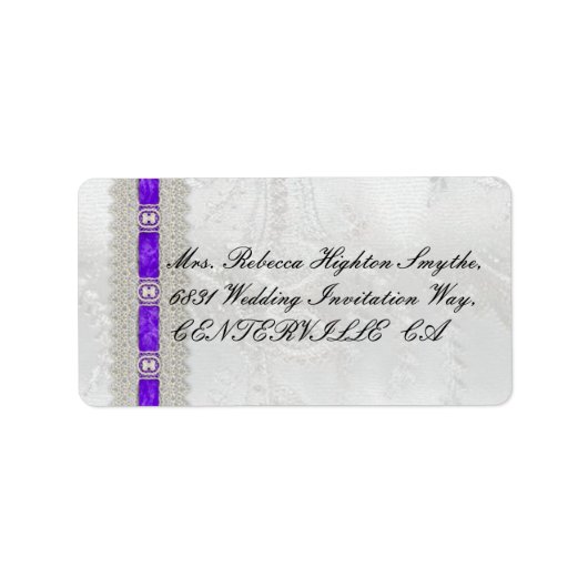 Lila Ribbon, White Satin Wedding Adressaufkleber (Vorne)