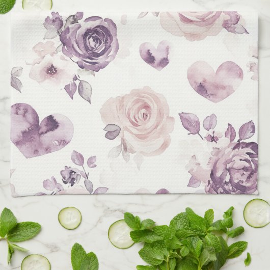 Lila Rosa Blumen & Herzen   Geschirrtuch (Gefaltet)