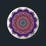 Lila-rosa Floral Mandala Button<br><div class="desc">eine lila,  rosa und blass blaue Mandala mit Blumenelementen und Spiralen</div>
