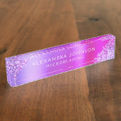 Lila rosa Glitzer Sparkle Microblading Brows Namensplakette (Seite)