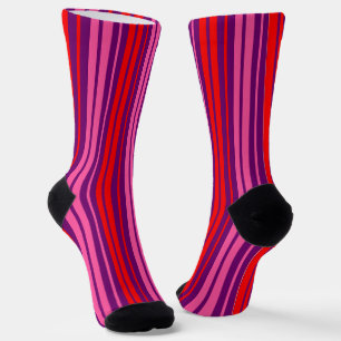 Lila Rosa Rot Vertikal gestreifter Entwurf   Socken