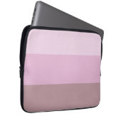 Lila rosa Streifen Ombre Laptopschutzhülle (Vorne Rechts)