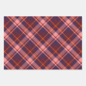 Lila & rosa Tartan Karierte Weihnachtstypografie Geschenkpapier Set (Vorderseite)
