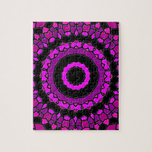 Lila Rosa und Schwarzes Kaleidoskop-Muster Puzzle