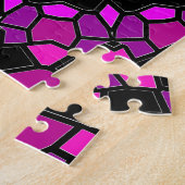 Lila Rosa- und Schwarzkaleidoskopmuster Puzzle (Seite)