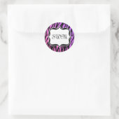 Lila/rosa Zebra Streifen Monogramm Runder Aufkleber (Tasche)