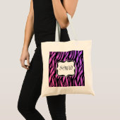 Lila/rosa Zebra-Streifen Monogramm-Tasche Tragetasche (Vorderseite (Produkt))