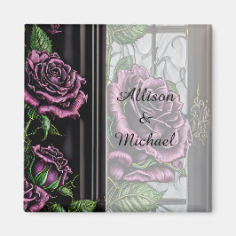 Lila Rose am Fenster - gotischer Stil Magnet