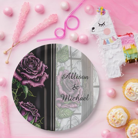 Lila Rose am Fenster - gotischer Stil Pappteller (Party)