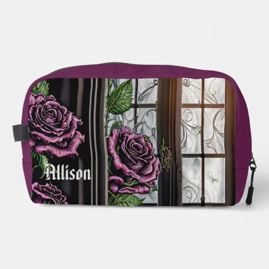 Lila Rose am Fenster - gotischer Stil Waschbeutel (Vorderseite)
