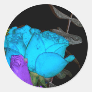 lila Rose mit blauer Lebenskraft Runder Aufkleber