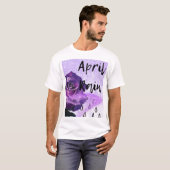 Lila Rose mit den Worten "April Regen" T-Shirt (Vorne ganz)