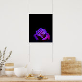 Lila Rose mit Wassertropfen auf schwarzem Grund Poster (Küche)