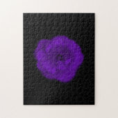 Lila Rose. Schwarzer Hintergrund Puzzle (Vertikal)
