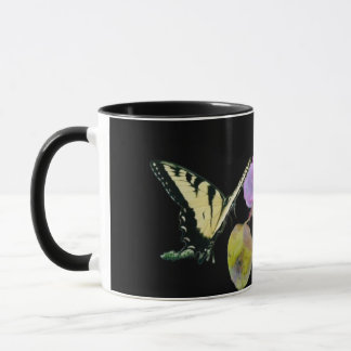 Lila Rose von Black Butterfly Tasse
