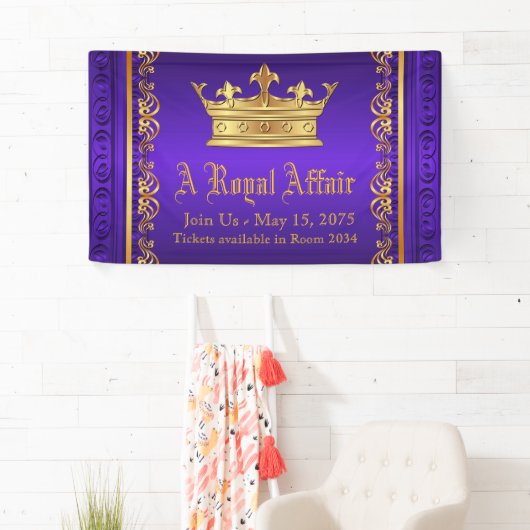 Lila Royal Crown Banner (Insitu)